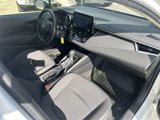 Used 2022 Toyota Corolla LE image 2