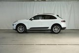 Certified 2017 Porsche Macan image 2