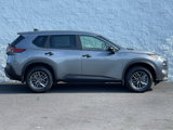 Used 2022 Nissan Rogue S image 5
