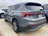 Used 2021 Hyundai Santa Fe SE image 2