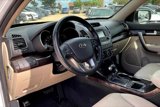 Used 2015 Kia Sorento LX image 2
