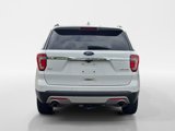 Used 2016 Ford Explorer XLT image 4