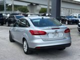Used 2016 Ford Focus SE w/ SE Cold Weather Package image 3