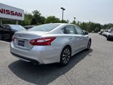 Used 2017 Nissan Altima 2.5 SV w/ Convenience Package image 3