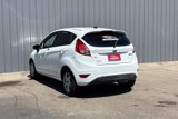 Used 2015 Ford Fiesta SE image 5