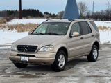 Used 2001 Mercedes-Benz ML 320 4MATIC image 2