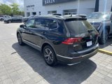 Used 2018 Volkswagen Tiguan SEL image 3