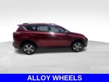 Used 2018 Toyota RAV4 XLE image 3