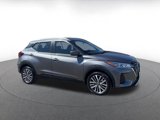 Used 2024 Nissan Kicks SV image 2