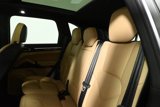 Used 2016 Porsche Cayenne image 4