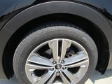 Used 2014 Hyundai Santa Fe Limited w/ Ultimate Package 07 image 4
