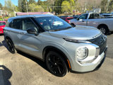 Used 2022 Mitsubishi Outlander SEL Black Edition image 3
