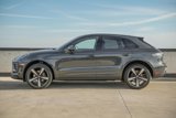 Certified 2023 Porsche Macan image 2