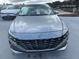 Used 2022 Hyundai Elantra Limited w/ Preferred Accessory Package image 5