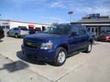 Used 2013 Chevrolet Avalanche LT image 2