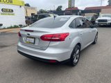 Used 2017 Ford Focus SE image 3