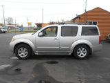Used 2008 Nissan Pathfinder SE image 5