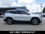 Used 2021 GMC Terrain SLT w/ Infotainment Package II image 2
