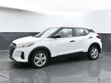 Used 2024 Nissan Kicks S image 3