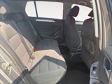Used 2010 Volkswagen Golf 4-Door image 4