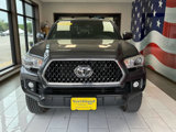 Used 2018 Toyota Tacoma TRD Off-Road w/ Exterior Package image 5