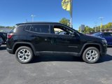 New 2025 Jeep Compass Latitude image 4
