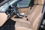 Certified 2021 Porsche Macan image 5