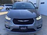 Used 2022 Chrysler Pacifica Touring-L image 3