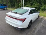 Used 2021 Hyundai Elantra SEL image 4