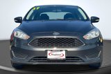 Used 2017 Ford Focus SE image 3
