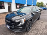 Used 2022 GMC Terrain SLE w/ Driver Convenience Package image 2