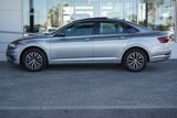Used 2021 Volkswagen Jetta SE image 5