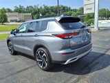 Used 2023 Mitsubishi Outlander SE image 3
