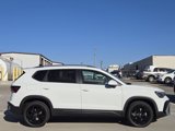 New 2025 Volkswagen Taos SE image 3