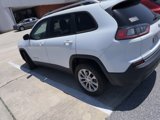 Used 2020 Jeep Cherokee Latitude image 2