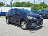 Certified 2022 Chevrolet Trax LT w/ LT Convenience Package image 2