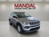 Used 2024 Jeep Compass Latitude image 6