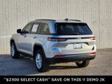 New 2025 Jeep Grand Cherokee Laredo X w/ Luxury Tech Group I image 3