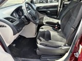 Used 2019 Dodge Grand Caravan SE w/ UConnect Hands-Free Group image 3