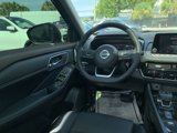 Used 2021 Nissan Rogue SV image 3