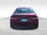 Used 2018 Toyota Camry LE image 5