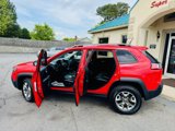 Used 2019 Jeep Cherokee Trailhawk image 5