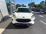 Used 2020 Ford Escape SE image 2