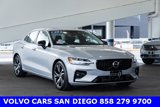 Certified 2025 Volvo S60 B5 Core image 2