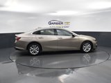 Certified 2022 Chevrolet Malibu LT image 2