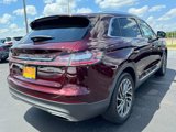 Used 2019 Lincoln Nautilus Reserve image 3