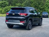 Used 2025 Chevrolet TrailBlazer LT image 3