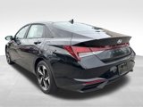 Used 2023 Hyundai Elantra SEL w/ Convenience Package image 3