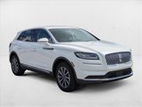 Used 2021 Lincoln Nautilus FWD image 3