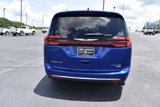 Used 2021 Chrysler Pacifica Limited image 5